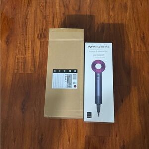 Dyson Supersonic Hair Dryer in Pink